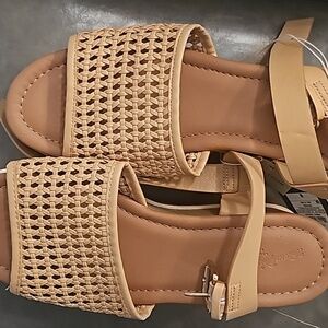 women's sandals
